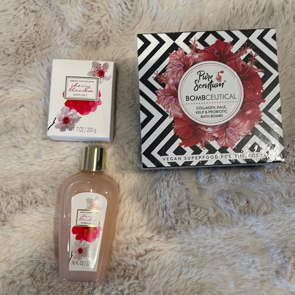 Brand new - Assorted Bath products